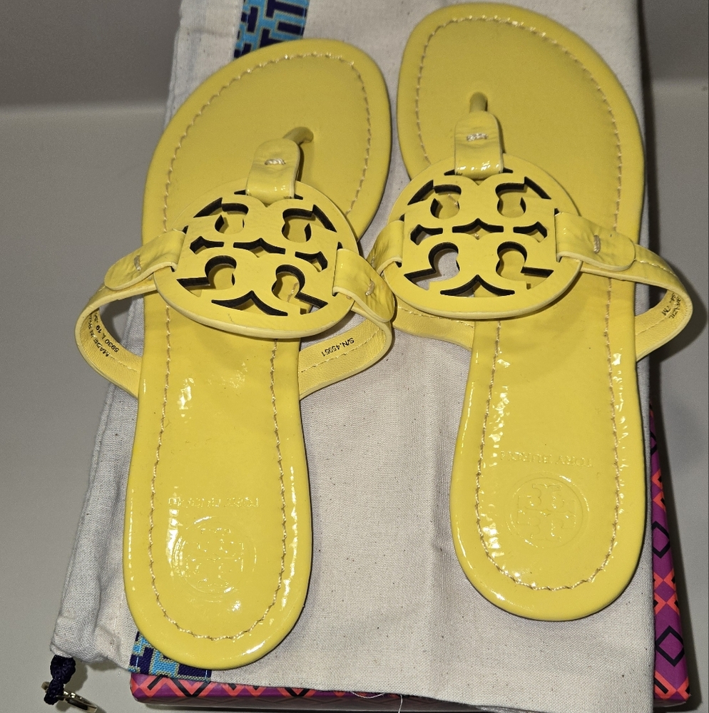 Tory Burch Limone Sandals - Picture 6 of 7